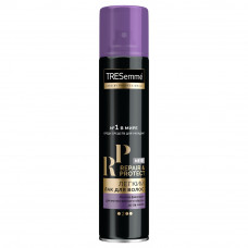 Легкий лак для укладки волос TRESemme Repair & Protect Легкий 250 мл
